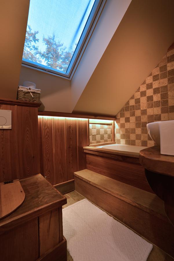 Villa Les With Hot Tub & Sauna Brežice Exterior foto